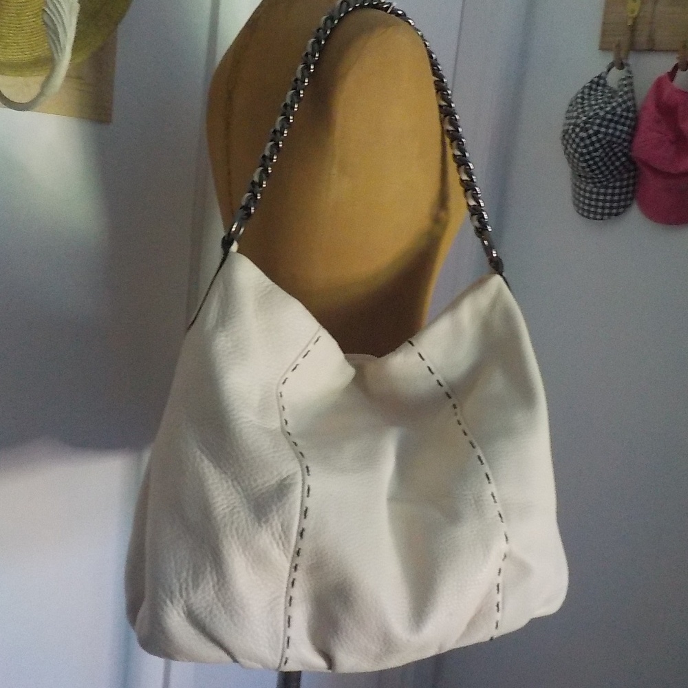 Women's Cream Leather Shoulder Bag with Chain Strap